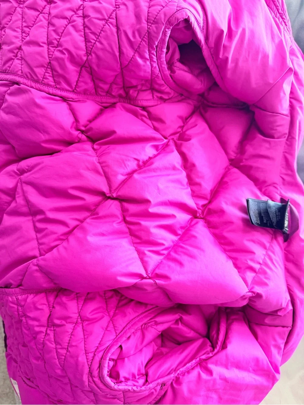 The North Face - Kids Reversible Puffer Jacket - Berry Pink